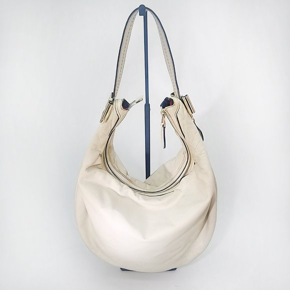 GUCCI - Calfskin Duchessa Hobo Off White/Cream Medium Sized Bag - Picture 2 of 12